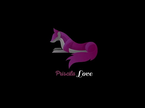 ❤️ Os meus pais deixaram-me sozinho com a minha irmã e eu derramei leite sobre os seus seios. Porno porno em nós ❌❤