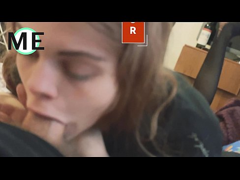 ❤️ Garganta, meia-calça rasgada e calcanhar rasgado é agradável de conhecer Porno porno em nós ❌❤