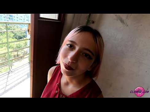 ❤️ Estudante Sensual Chupa um Estranho no Outback - Cum On His Face Porno porno em nós ❌❤